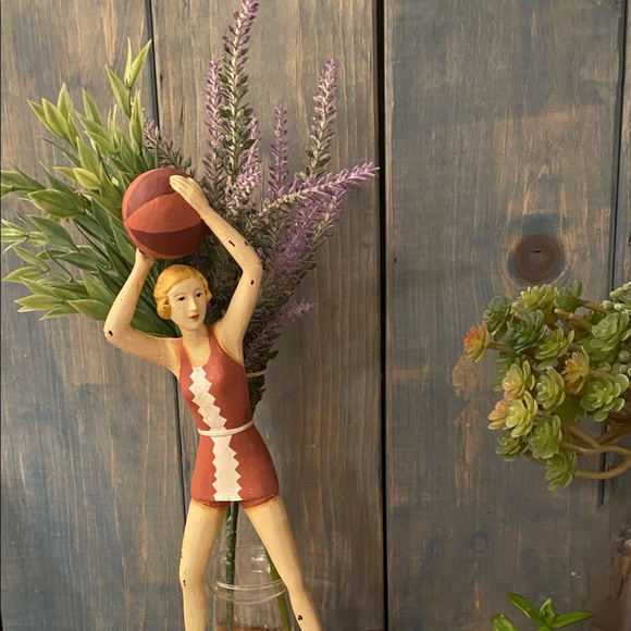 Vintage Rare Female Basketball Player 12” Figurine - Picture 13 of 14